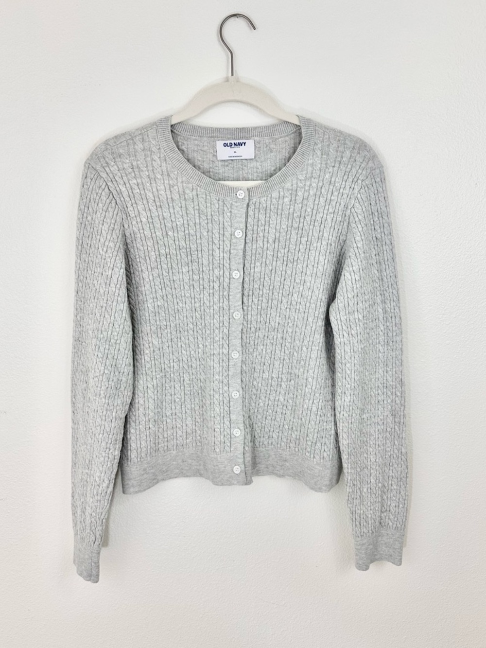 Old Navy Classic Cable Knit Sweater Cardigan XL Gray Crewneck Preppy Normcore
